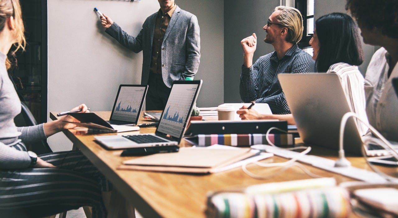 partner with IT company